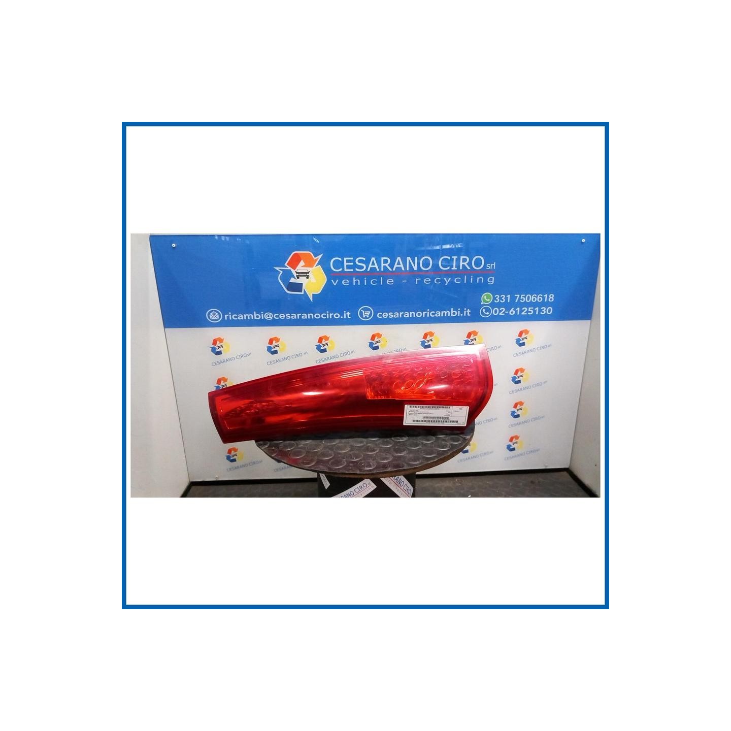 FANALE POST. PARTE SUP. SX. KIA CEE'D (01/07>07/12