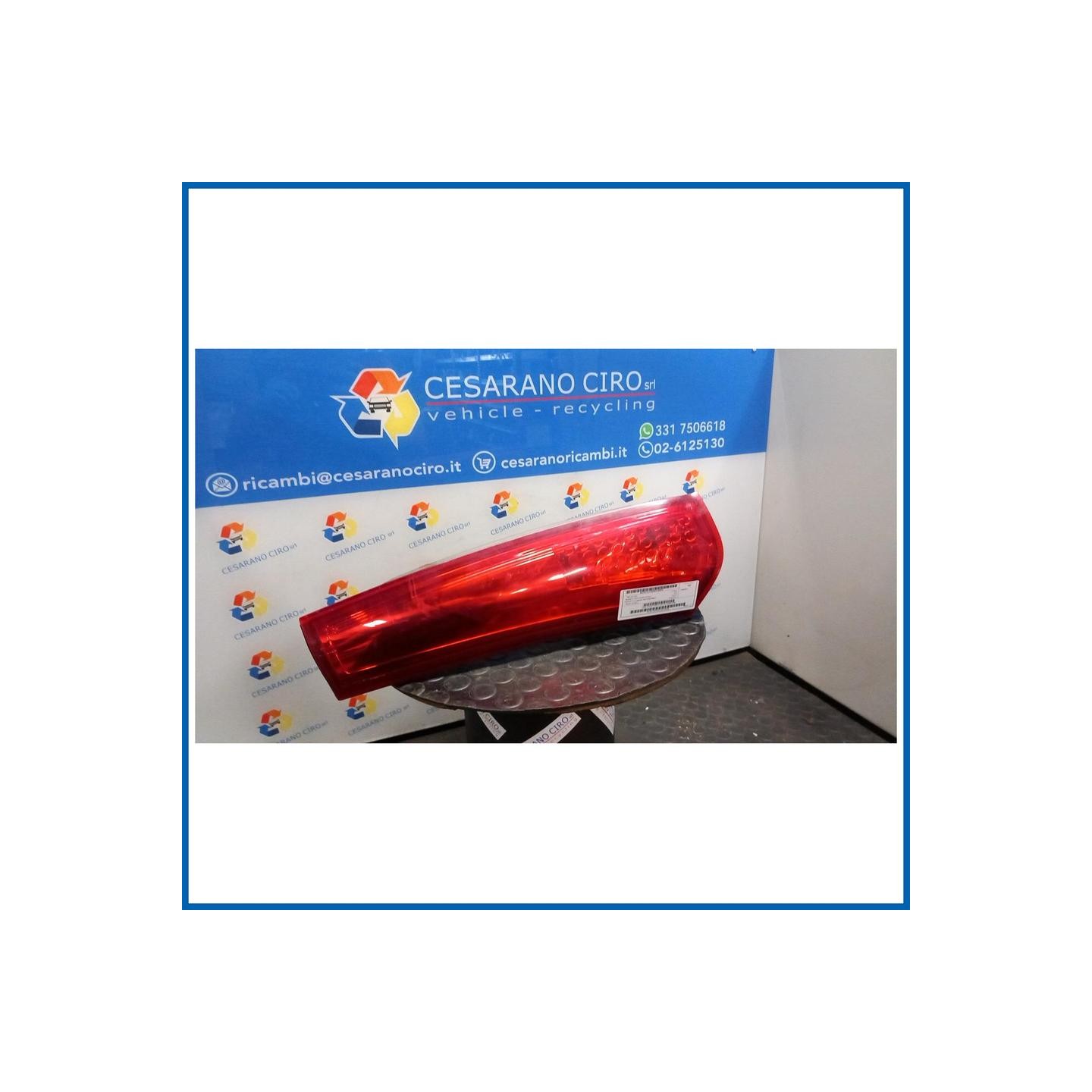 FANALE POST. PARTE SUP. SX. KIA CEE'D (01/07>07/12
