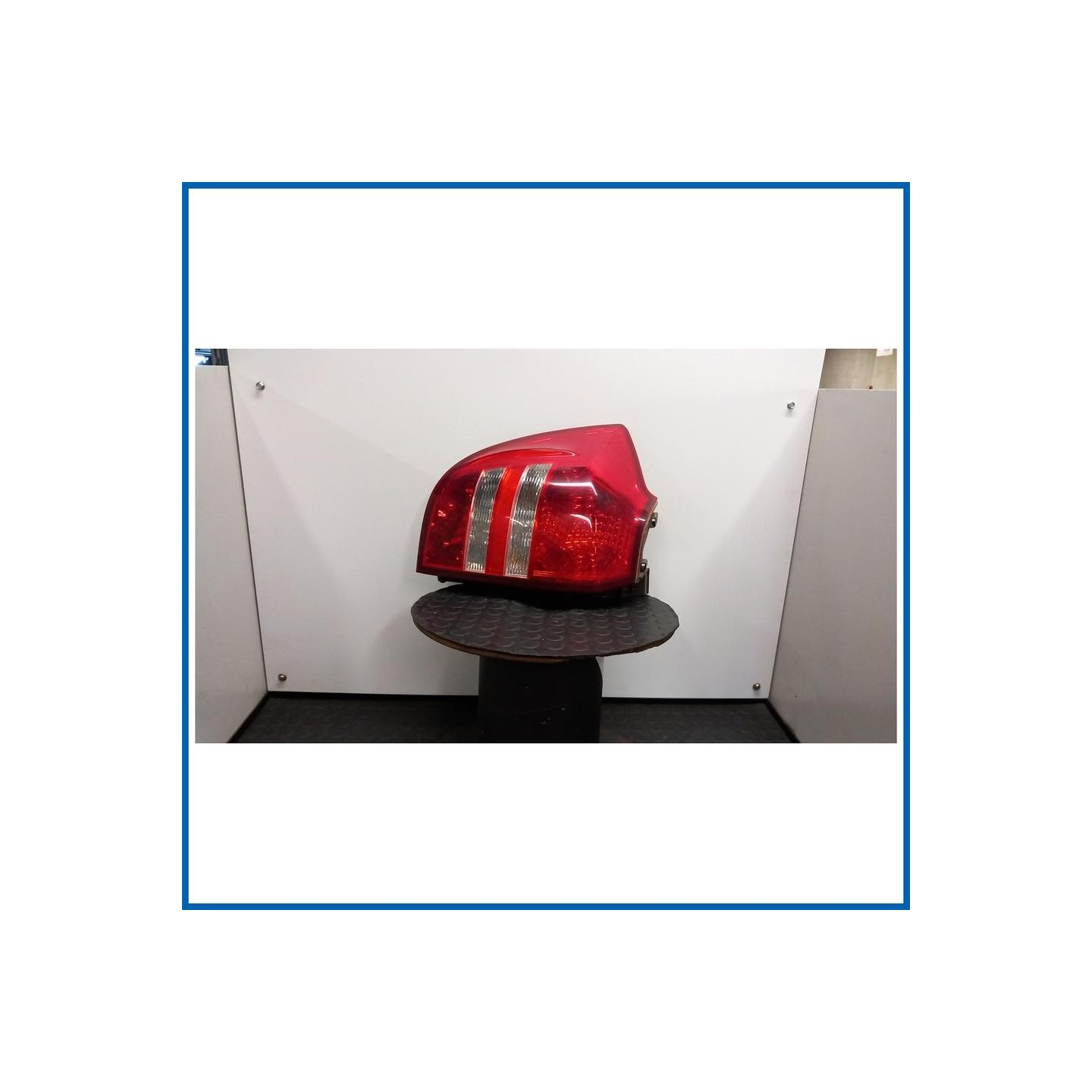 FANALE POST. PARTE INF. SX. KIA CEE'D (01/07>07/12