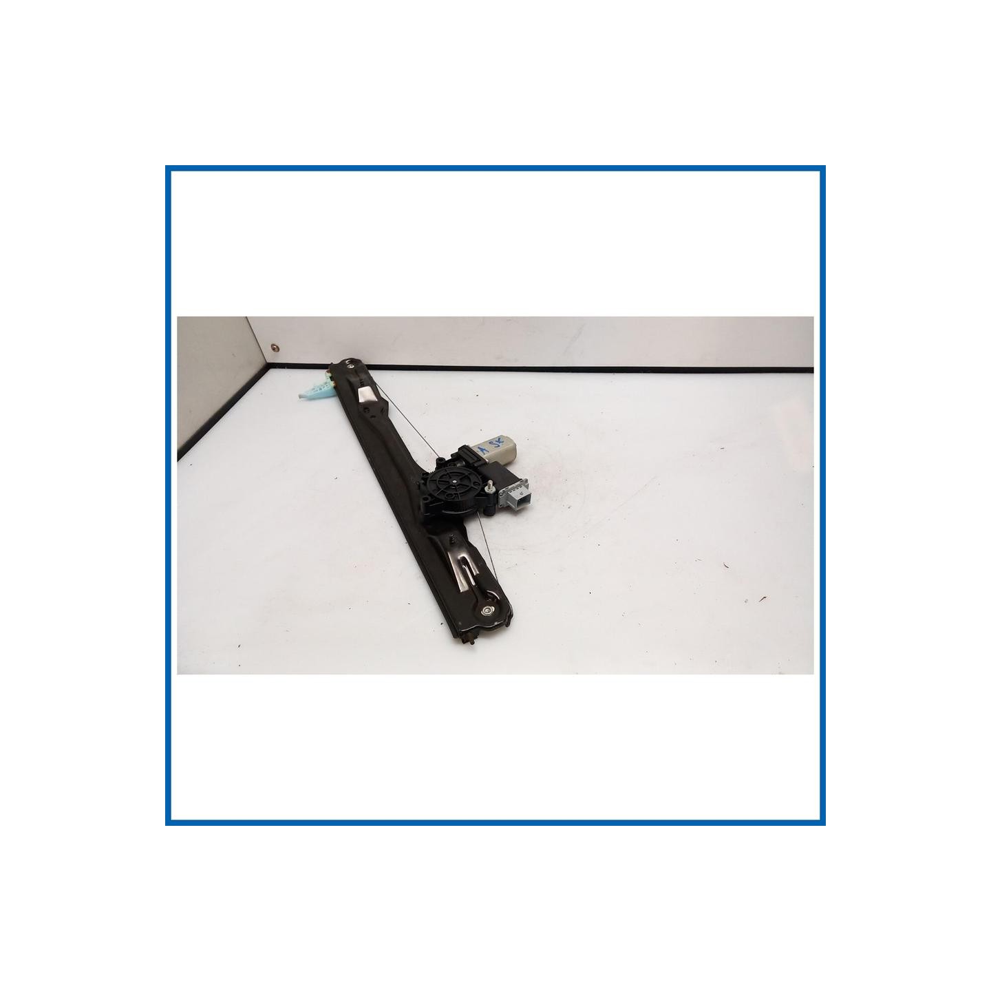 ALZACRISTALLO ELETTR. PORTA ANT. CON MOTORINO DX. FIAT DOBLO' COMBI (3V) (12/09>04/15