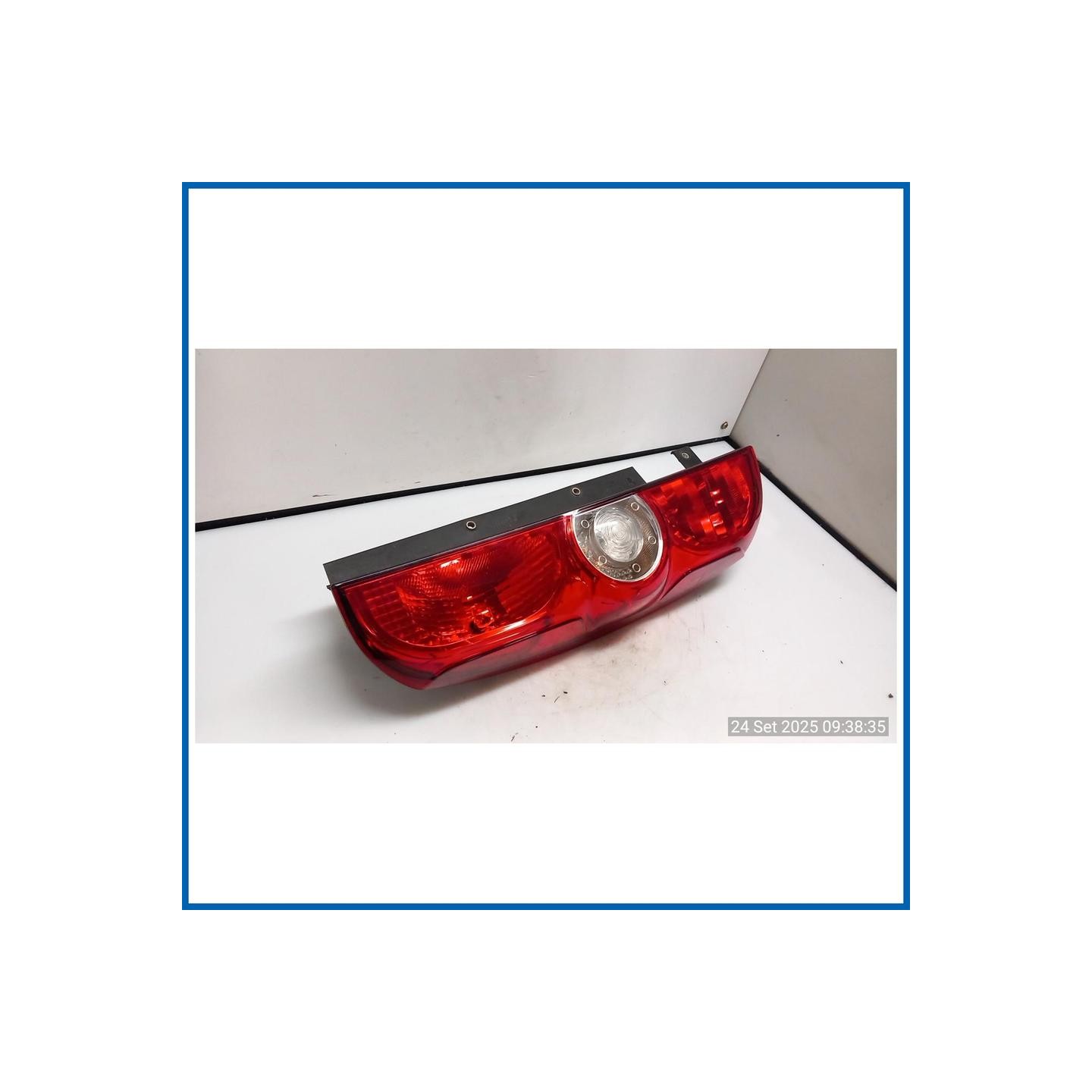 FANALE POST. SX. FIAT DOBLO' (3V) (11/09>04/15