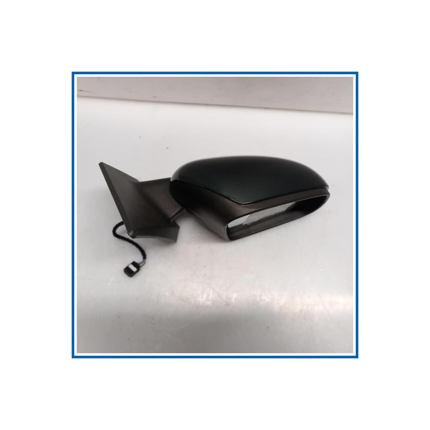 Retrovisore esterno ALLOGGIAMENTO RETROVISORE 
dx. 
ant. SMART FORTWO EQ (A/C 453) (03/17>)