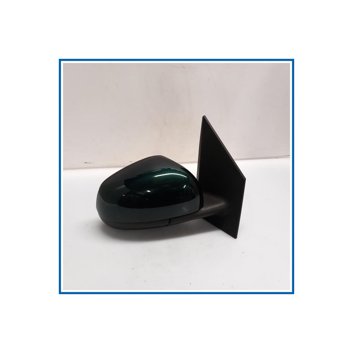 Retrovisore esterno ALLOGGIAMENTO RETROVISORE 
dx. 
ant. SMART FORTWO EQ (A/C 453) (03/17>)