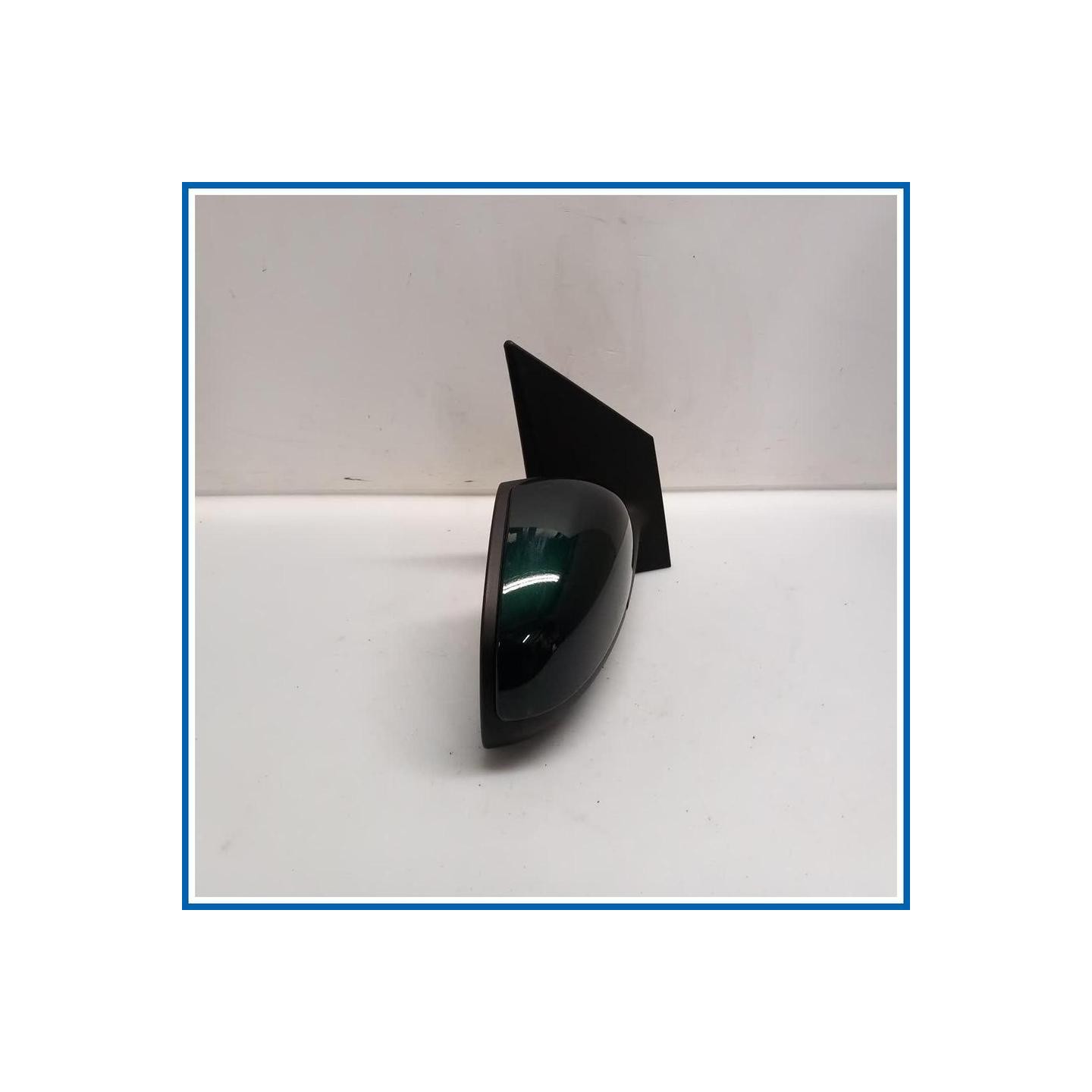 Retrovisore esterno ALLOGGIAMENTO RETROVISORE 
dx. 
ant. SMART FORTWO EQ (A/C 453) (03/17>)