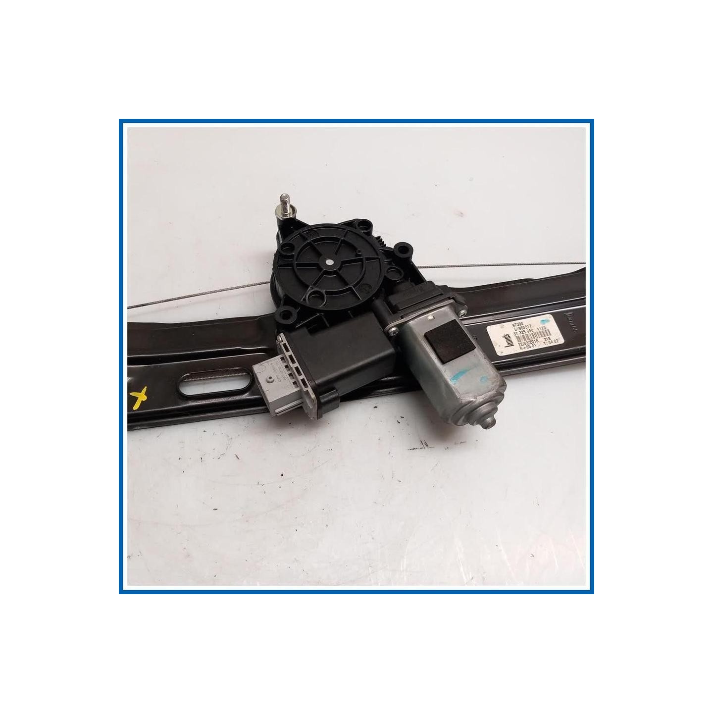 Alzacristallo porta ALZACRISTALLO 
dx. 
ant. FIAT 500L (73) (07/12>06/18