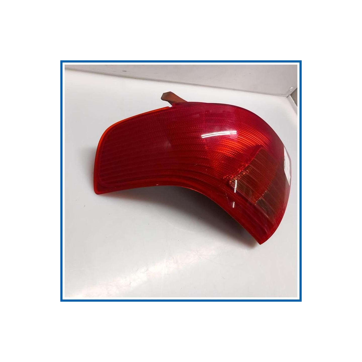 Fanale FARO POST SX RS41£-3 
sx. 
post.    