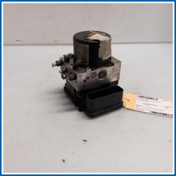 Abs (gruppo) BLOCCO IDRAULICO 
 
ant. RENAULT MEGANE 1a Serie (01/96>09/99