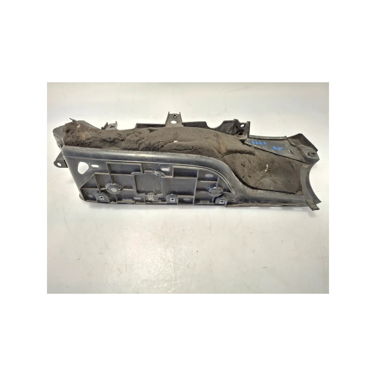Pavimento laterale appoggiapiedi Yamaha T-Max 500 (E2) (03-07) T-Max 500 Destro