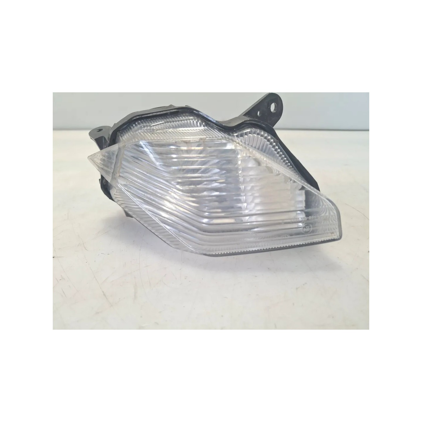 Indicatore direzione posteriore Yamaha T-Max 530 (E3) (-14) T-Max 530 Black/Bronze Max Destro