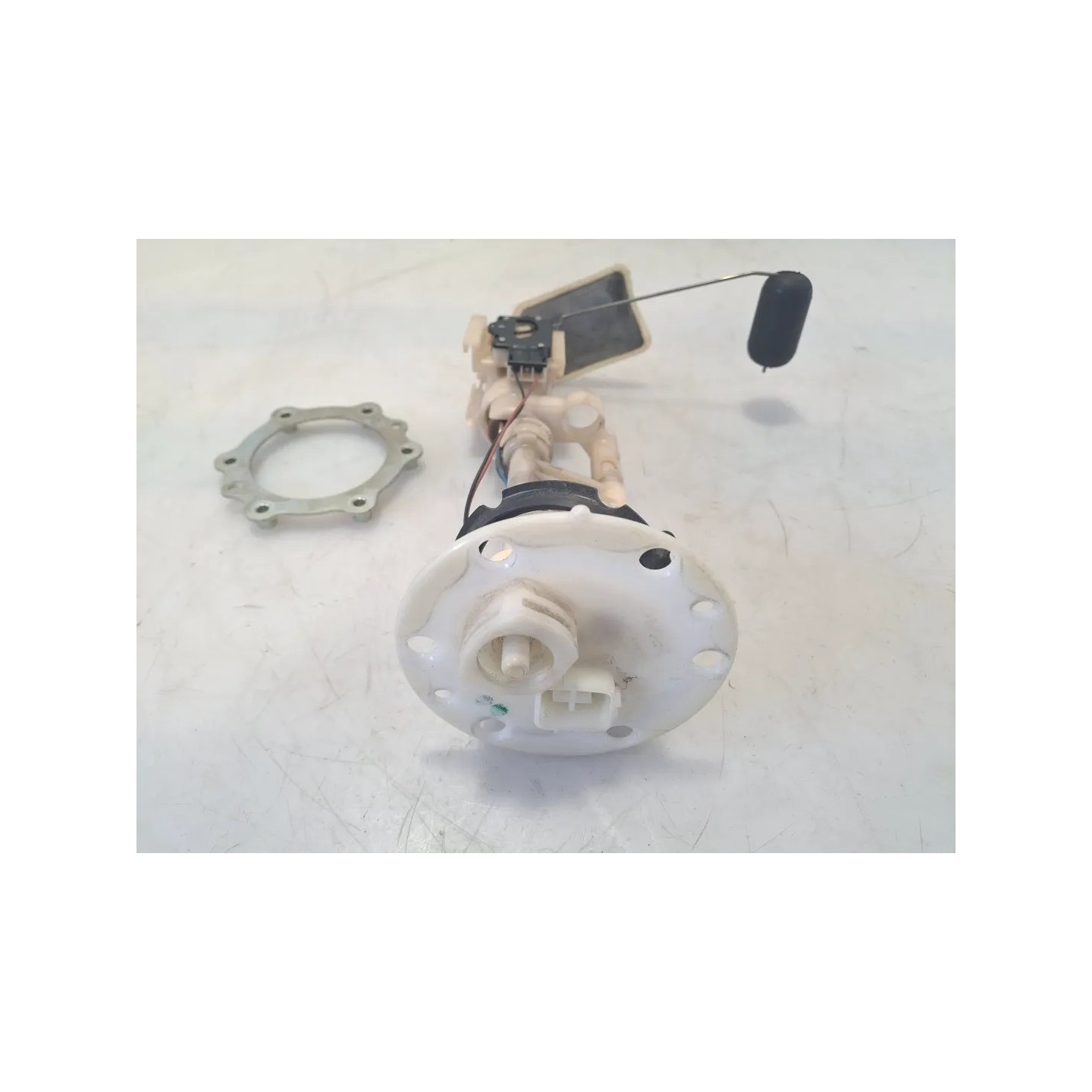 Pompa carburante c/trasduttore (galleggiante) Yamaha T-Max 530 (E3) (-14) T-Max 530 Black/Bronze Max 