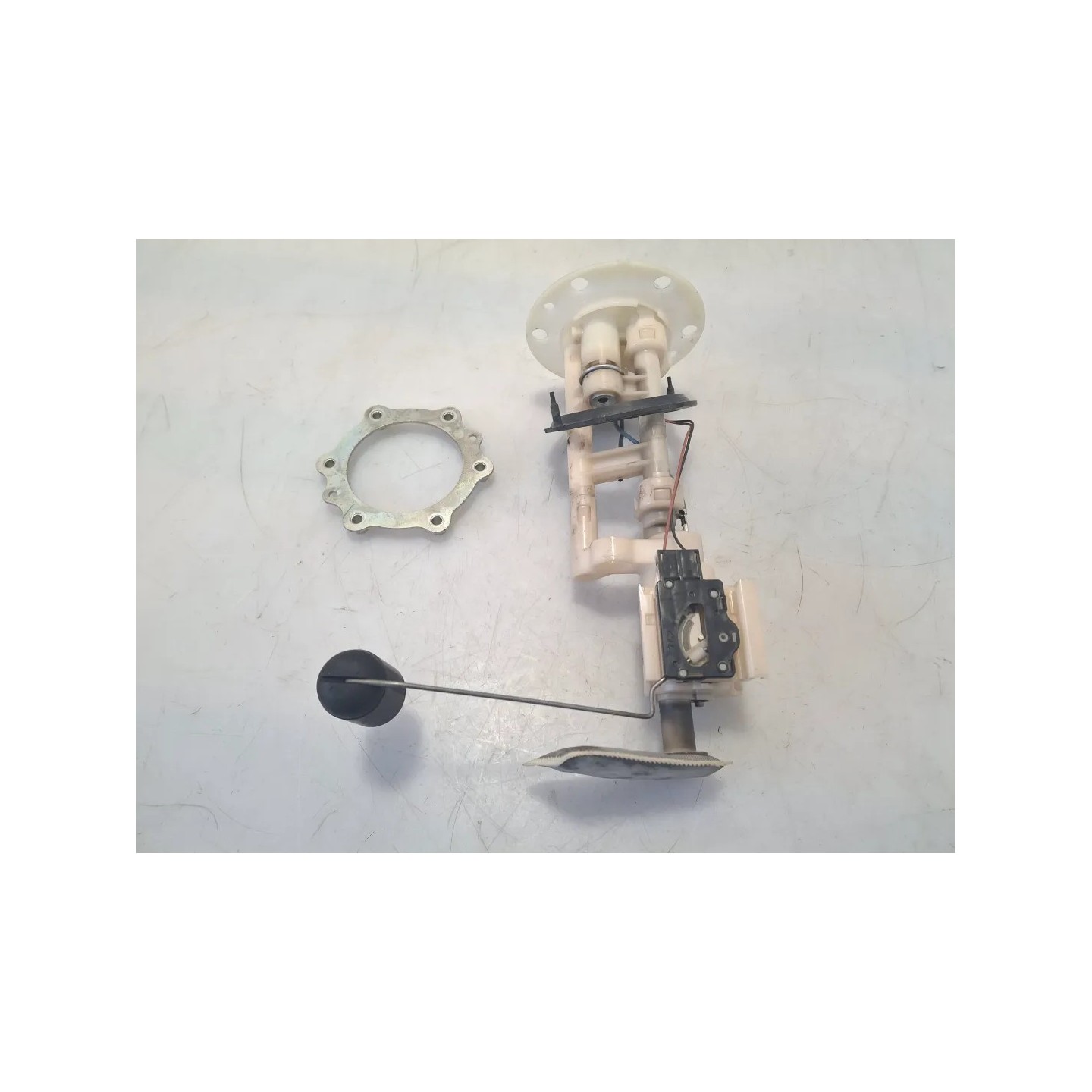 Pompa carburante c/trasduttore (galleggiante) Yamaha T-Max 530 (E3) (-14) T-Max 530 Black/Bronze Max 