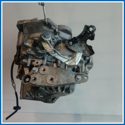  CAMBIO
 
 OPEL Corsa D