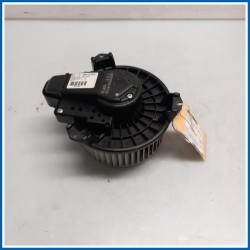Motorino ventilazione abitacolo MOTORINO RISCALD. 
 
 TOYOTA Auris II