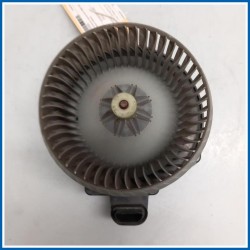 Motorino ventilazione abitacolo MOTORINO RISCALD. 
 
 TOYOTA Auris II