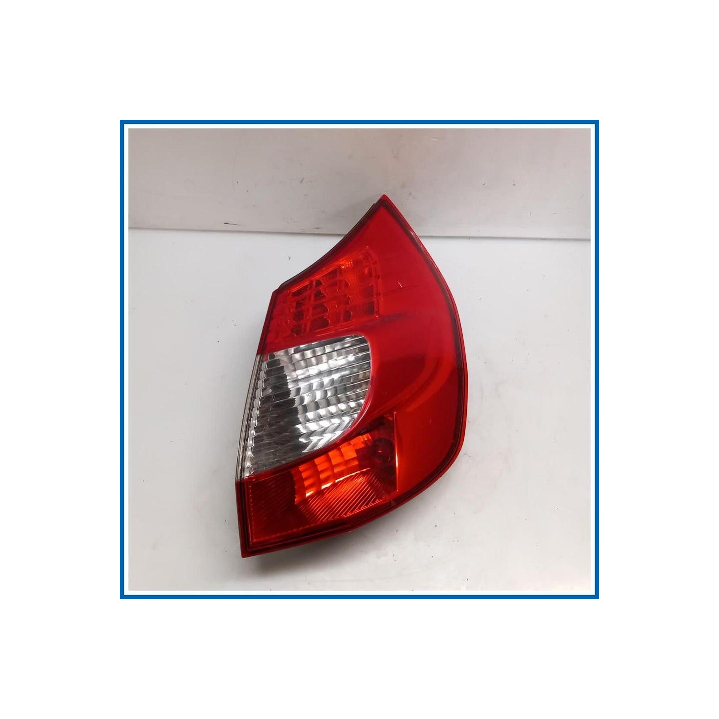 Fanale FANALINO POST DX 
dx. 
post. RENAULT Scenic