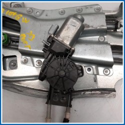 Alzacristallo parafango ALZAVETRO 
sx. 
post. CITROEN C3 Pluriel