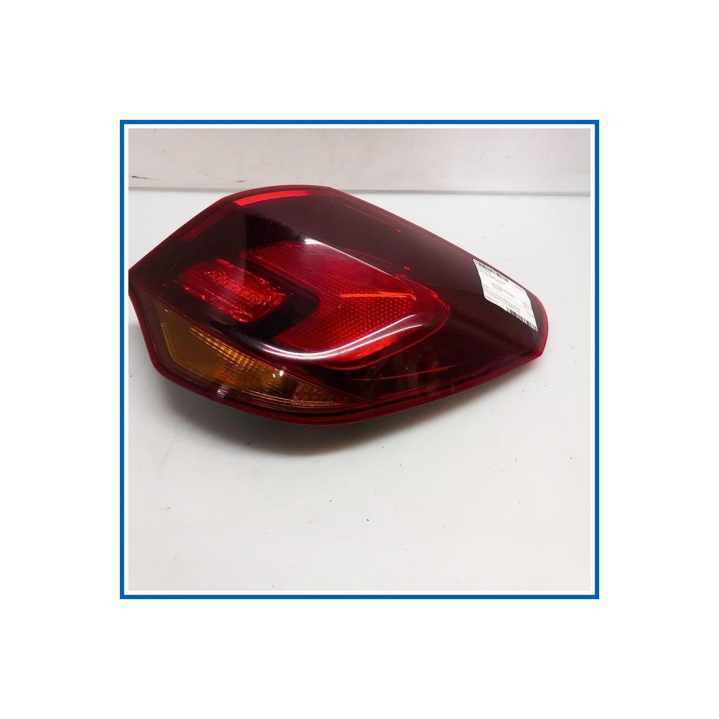 Fanale est. FANALE 
dx. 
post. OPEL Astra J