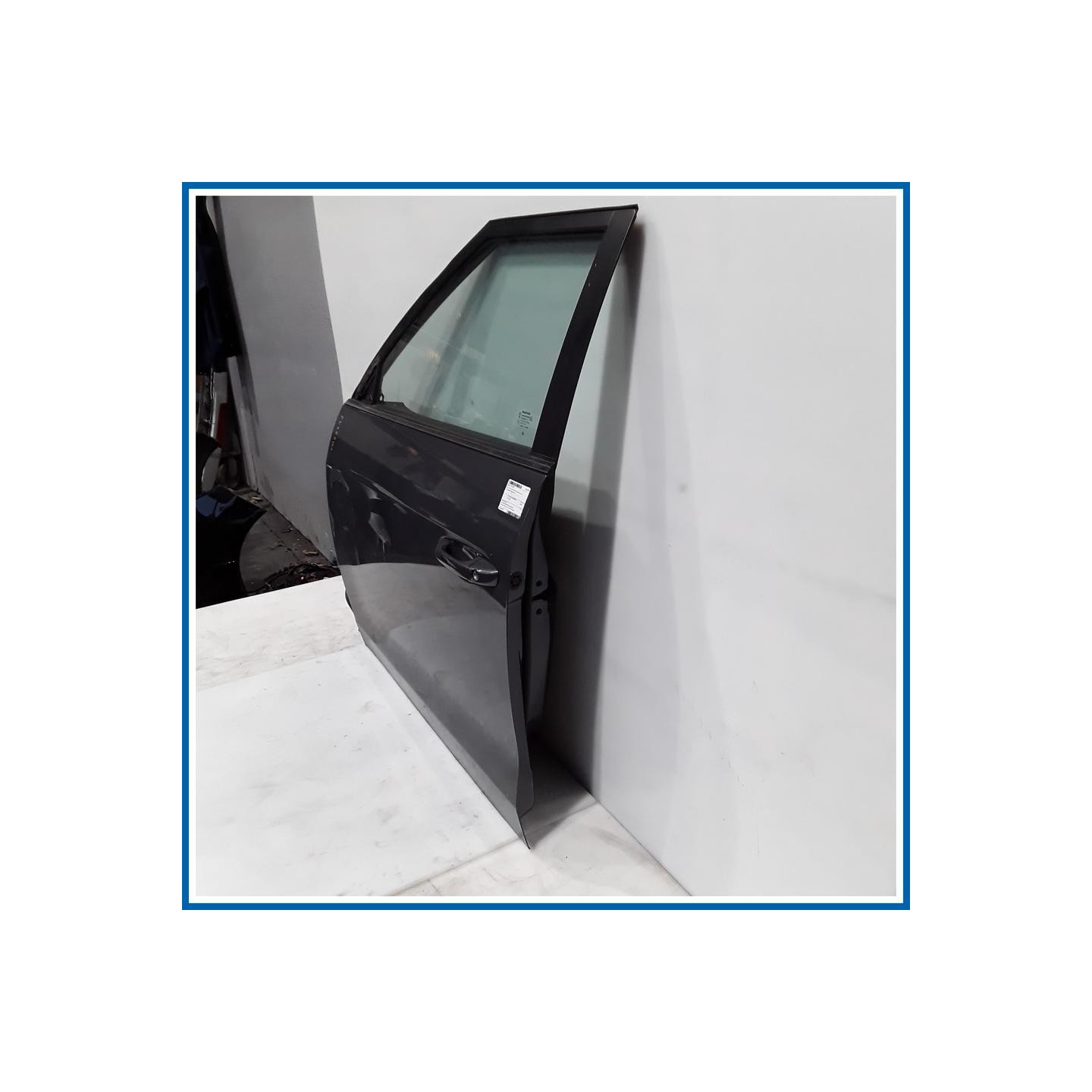 Porta PNL ASSY-FRT DR-LH(X100) 
sx. 
ant. SSANGYONG Tivoli