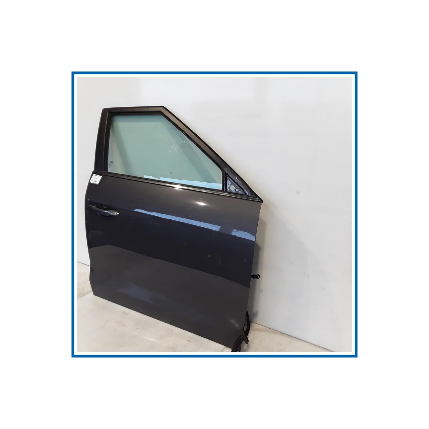 Porta PNL ASSY-FRT DR-RH(X100) 
dx. 
ant. SSANGYONG Tivoli