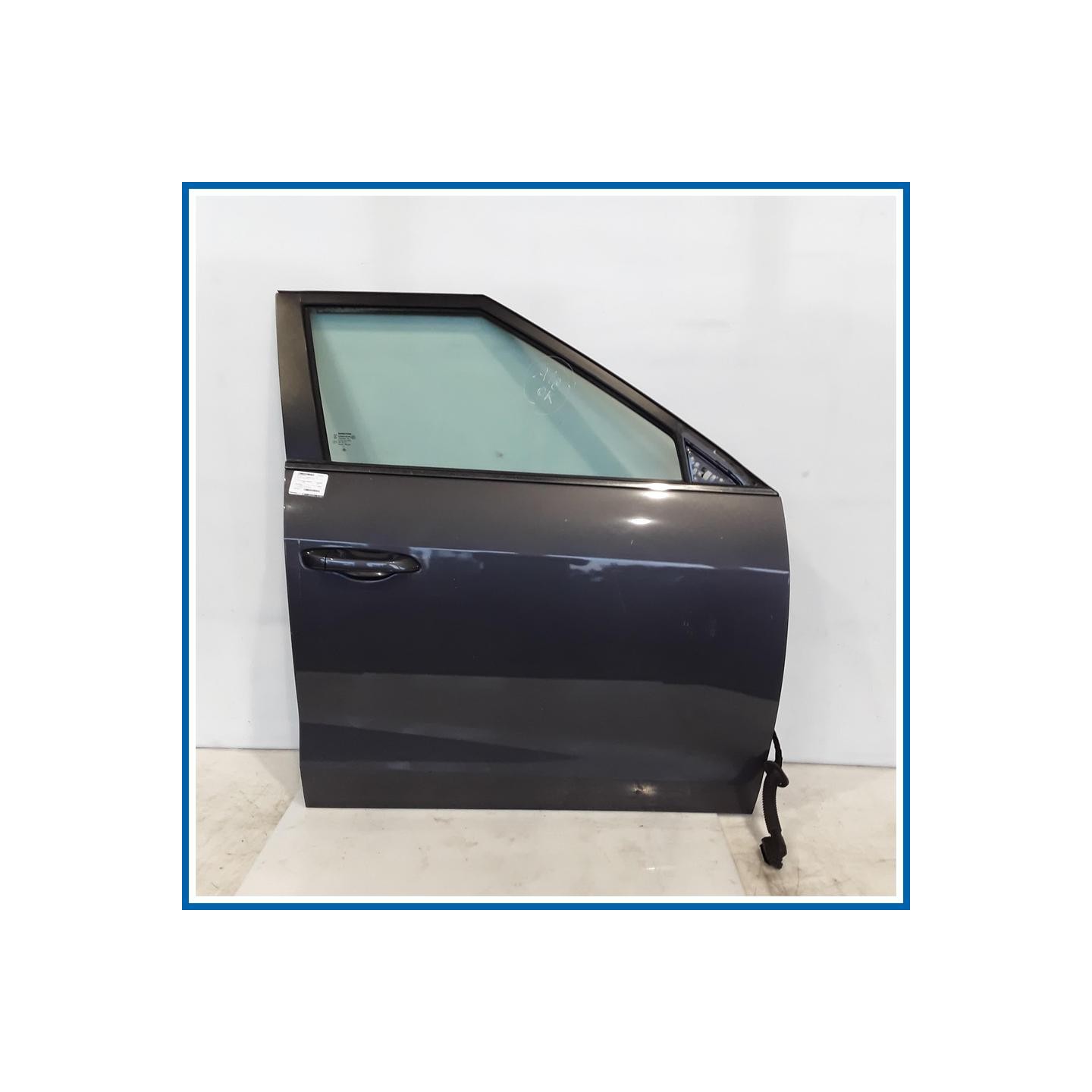 Porta PNL ASSY-FRT DR-RH(X100) 
dx. 
ant. SSANGYONG Tivoli