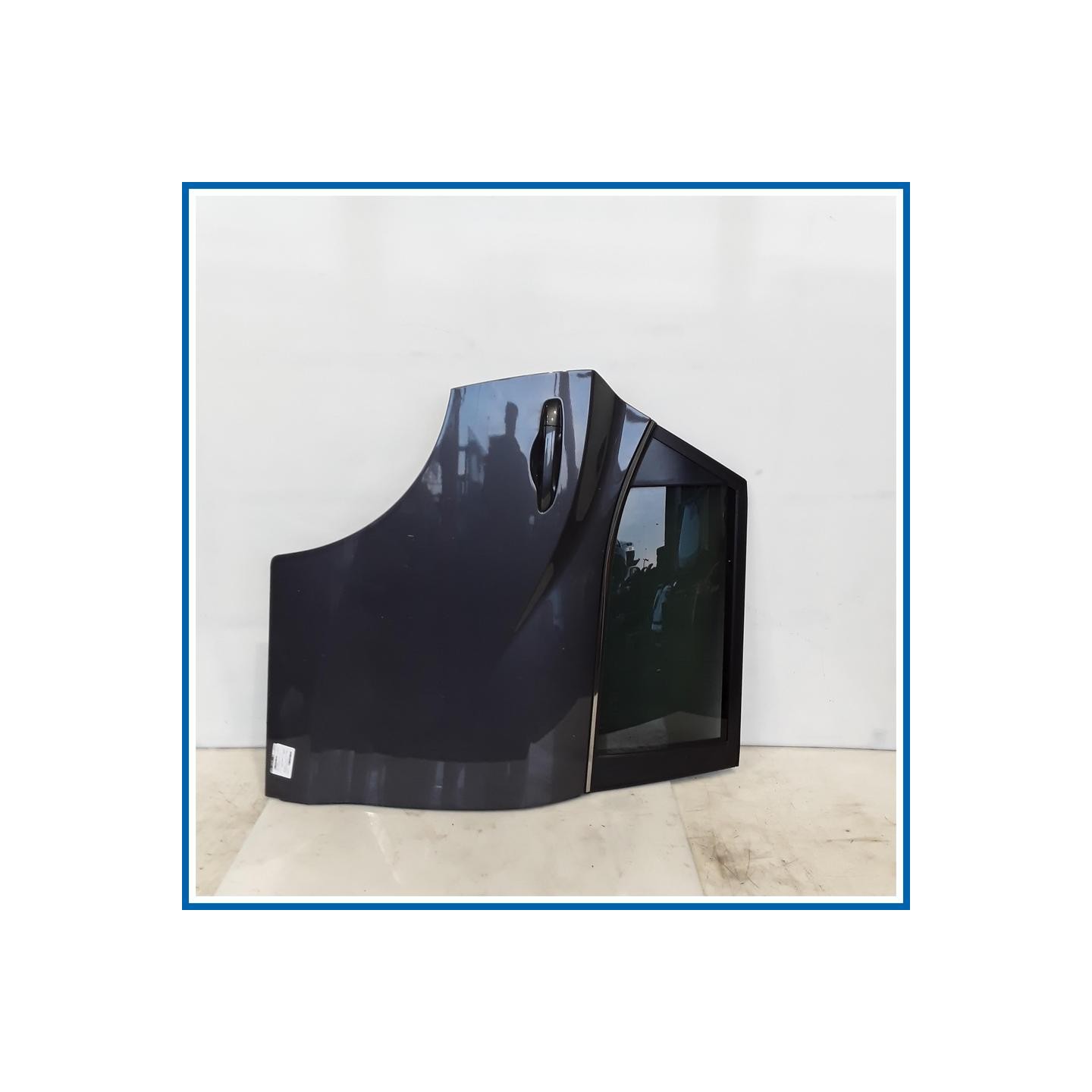 Porta PNL ASSY-RR DR-RH(X100) 
dx. 
post. SSANGYONG Tivoli
