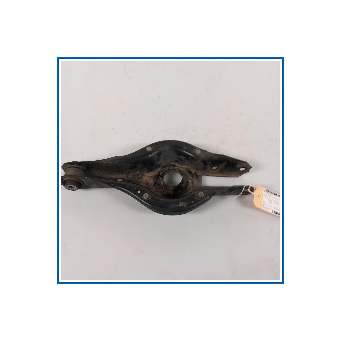 Braccio oscillante (post.inf.) Braccio con cuscinetto in gomma 
sx. 
post. BMW Serie 1 F20 Berlina