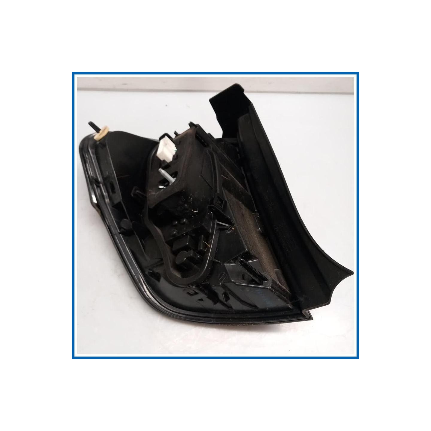 Fanale est. FANALE POSTERIO 
dx. 
post. CITROEN C3 II