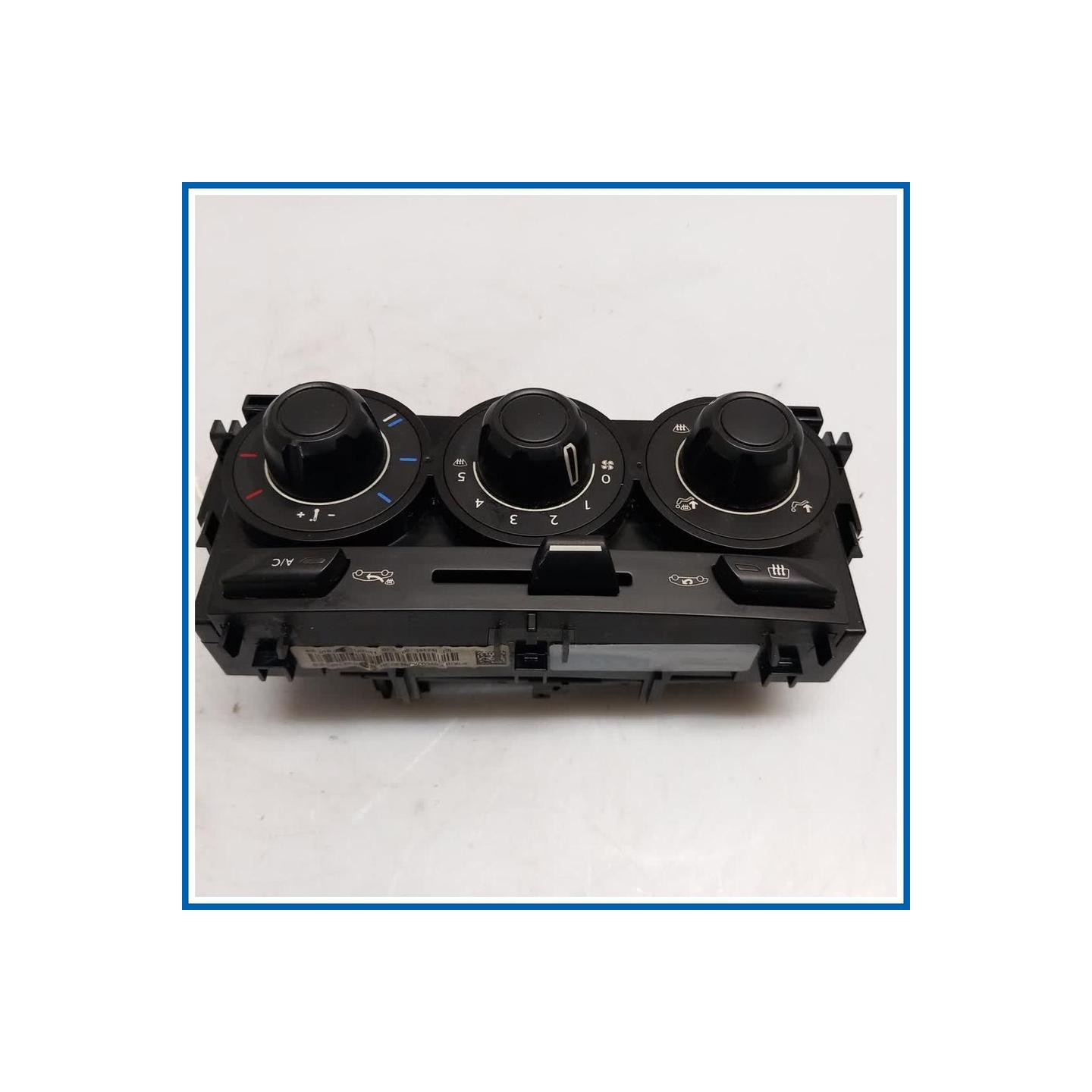 Modulo comando riscaldamento / clima COMANDO 
 
 CITROEN C3 II