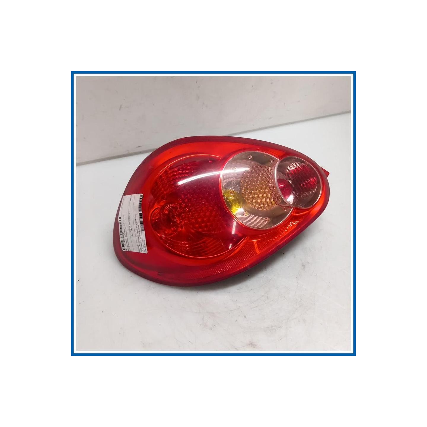 Fanale PLASTICA POST. SX 
sx. 
post. TOYOTA Aygo I