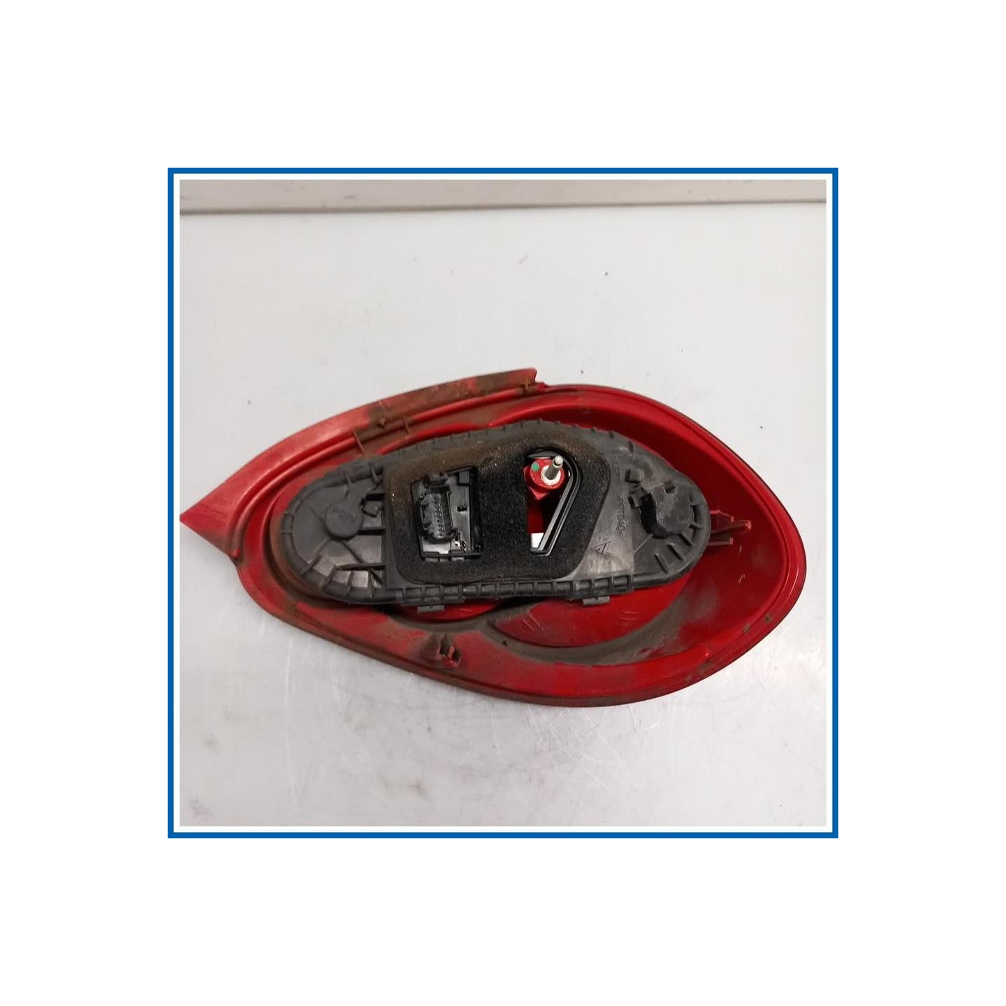 Fanale PLASTICA POST. SX 
sx. 
post. TOYOTA Aygo I