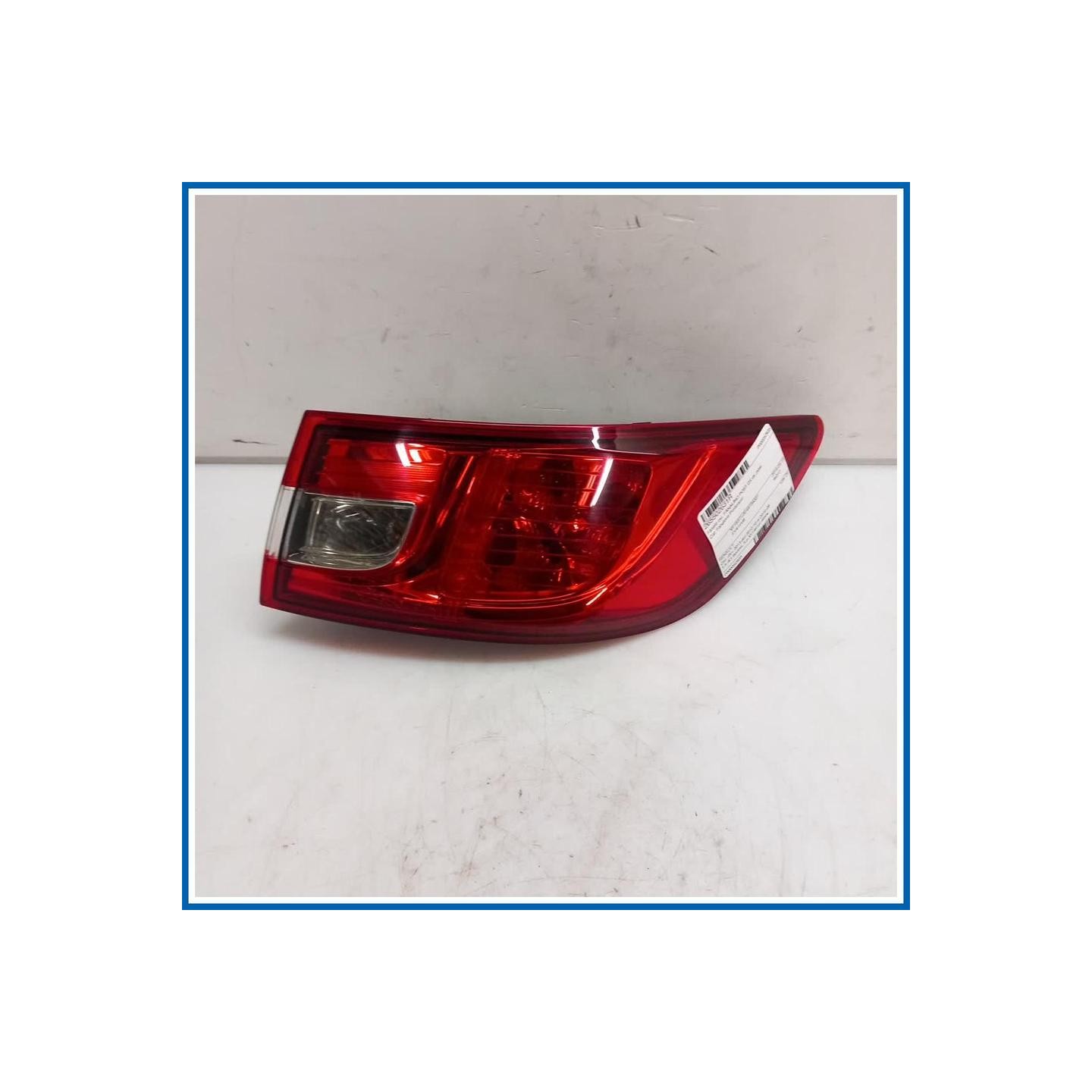 Fanale est. FANALINO POST DX 
dx. 
post. RENAULT Clio IV