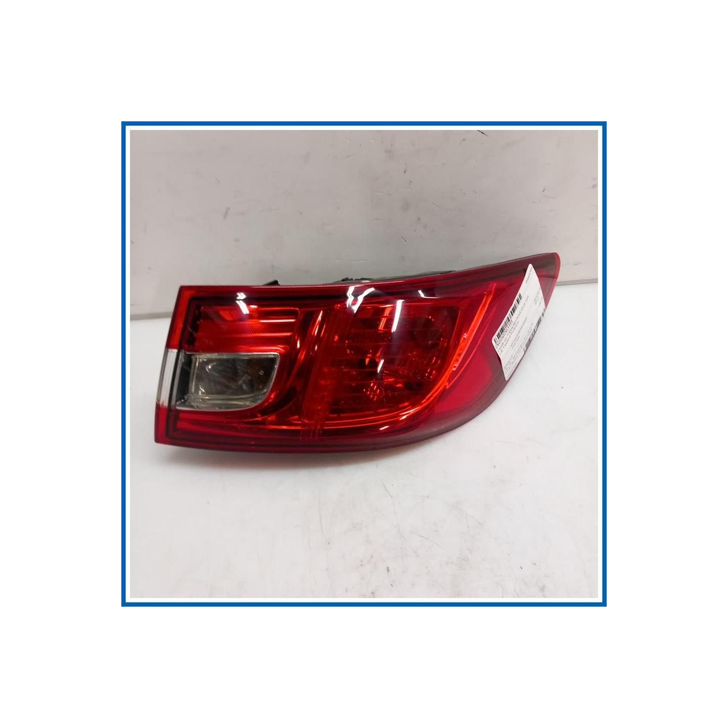 Fanale est. FANALINO POST DX 
dx. 
post. RENAULT Clio IV