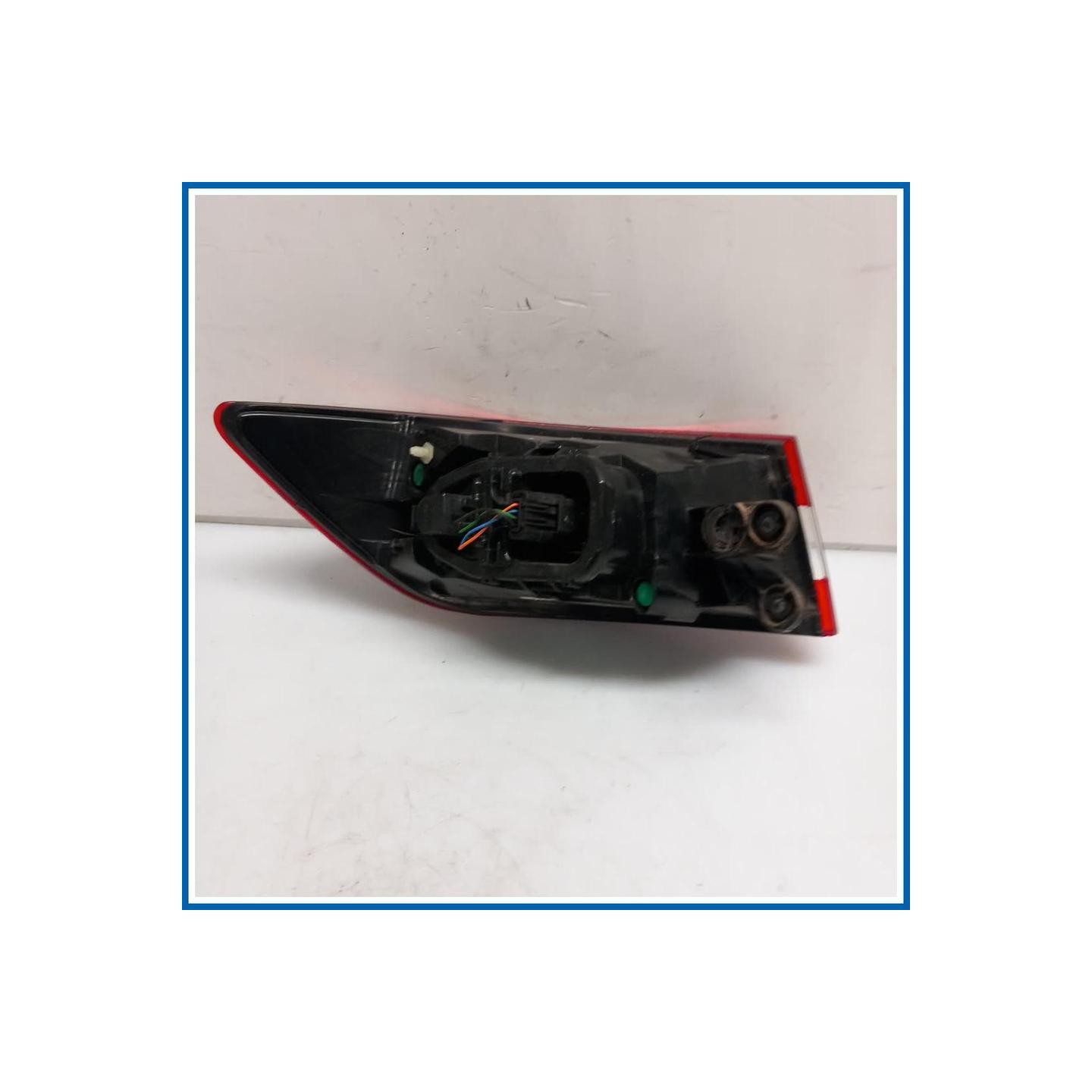 Fanale est. FANALINO POST DX 
dx. 
post. RENAULT Clio IV