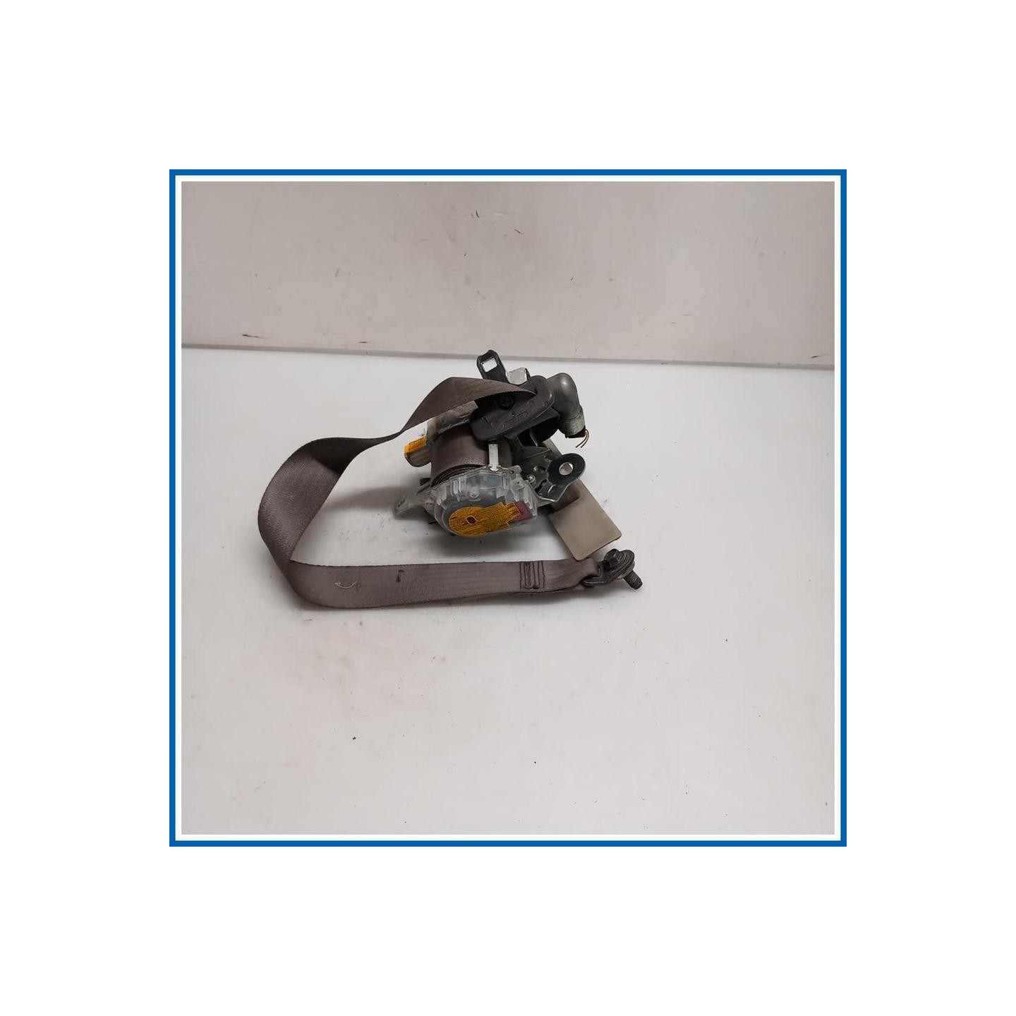 Cintura di sicurezza sedile .
sx.
ant. DAIHATSU Cuore VII