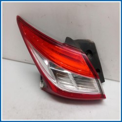 Fanale est. Combination lam 
sx. 
post. NISSAN Pulsar