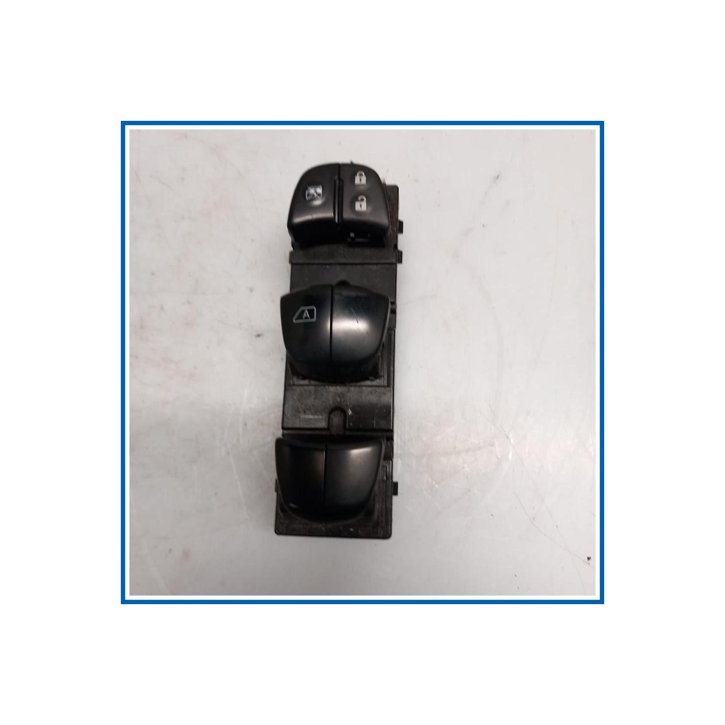 Interruttore alzacristalli KIT INTERR ALIM 
sx. 
ant. NISSAN Pulsar