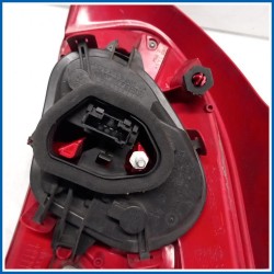 Fanale FANALE POSTERIO 
sx. 
post. PEUGEOT 208 I