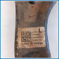 Braccio oscillante TRIANGOLO 
sx. 
ant. OPEL Karl