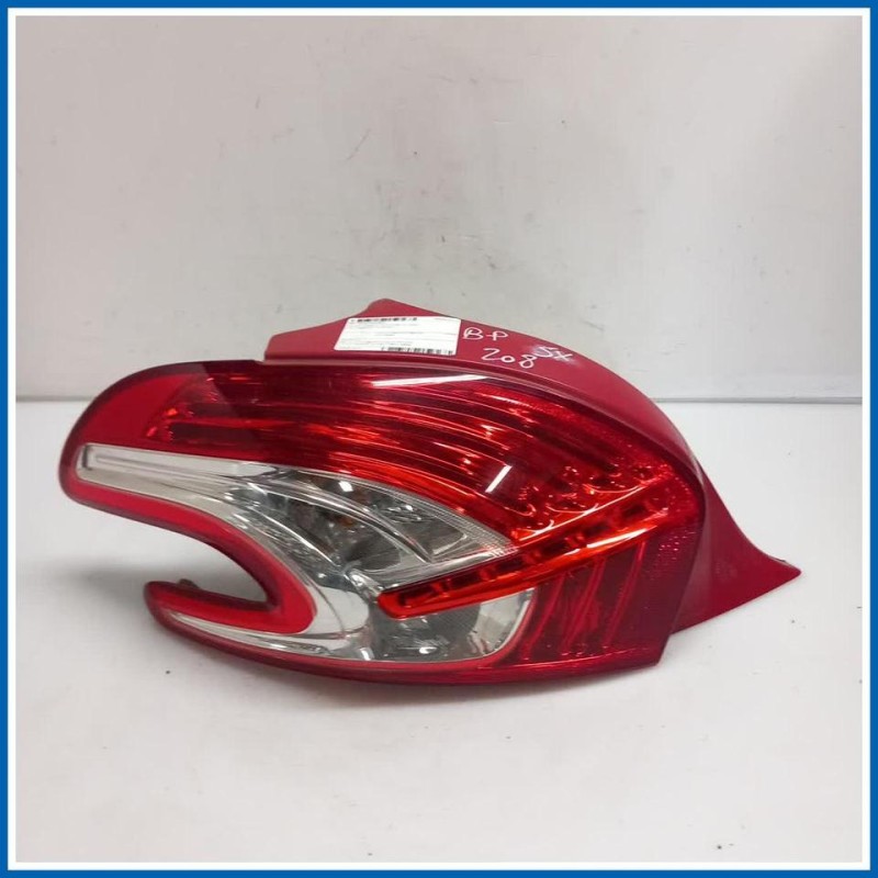 Fanale FANALE POSTERIO 
sx. 
post. PEUGEOT 208 I