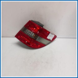 Fanale est. FANALE DI POSIZIONE POST. 
dx. 
post. MERCEDES Classe B W245