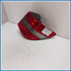 Fanale est. FANALE DI POSIZIONE POST. 
dx. 
post. MERCEDES Classe B W245