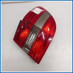 Fanale est. FANALE DI POSIZIONE POST. 
dx. 
post. MERCEDES Classe B W245