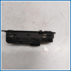 Interruttore alzacristalli Interruttore alzacrist.lato guida 
sx. 
ant. BMW Serie 3 E91 Touring