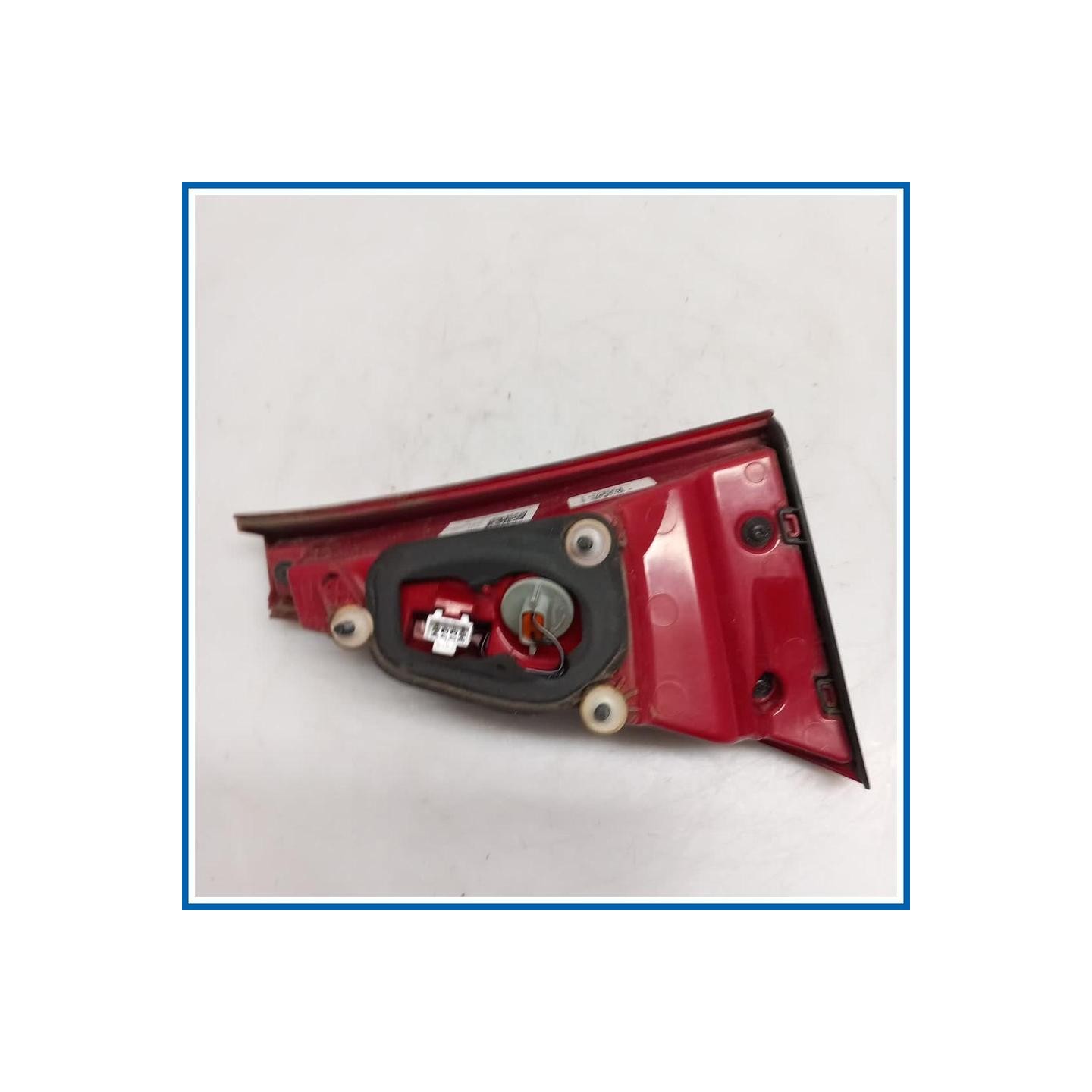Fanale int. LUCE-GR OTTICO POST, INT, DX 
dx. 
post. HYUNDAI i20 III