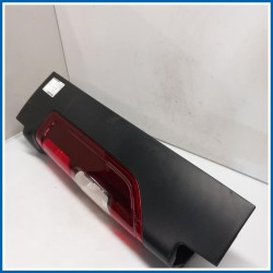 Fanale FANALINO POST SX 
sx. 
post. RENAULT Trafic IV