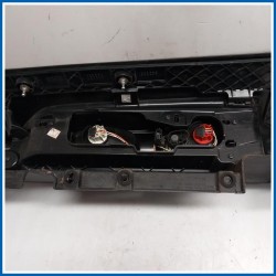 Fanale FANALINO POST SX 
sx. 
post. RENAULT Trafic IV