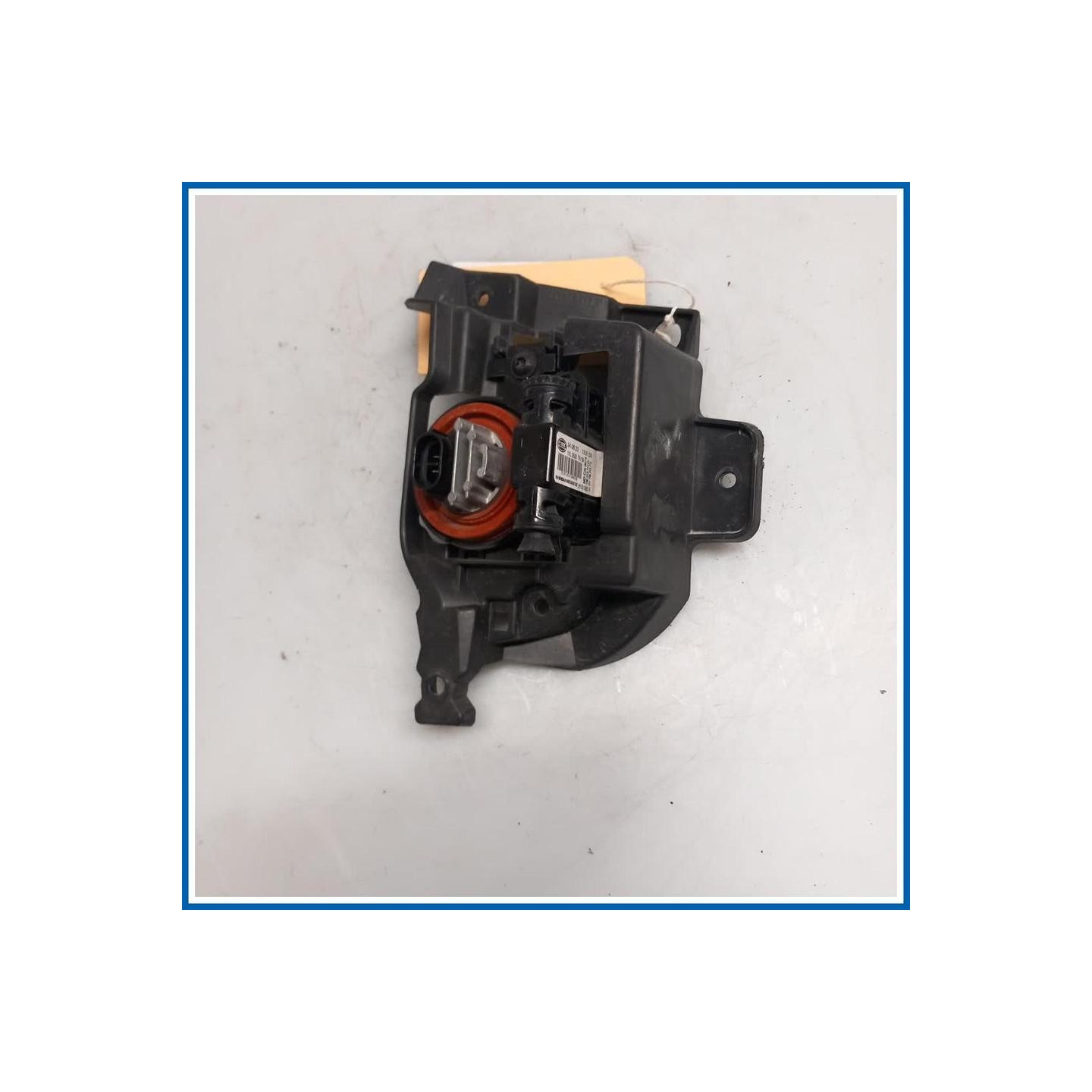 Fendinebbia FENDI NEBBIA 
dx. 
ant. RENAULT Trafic IV
