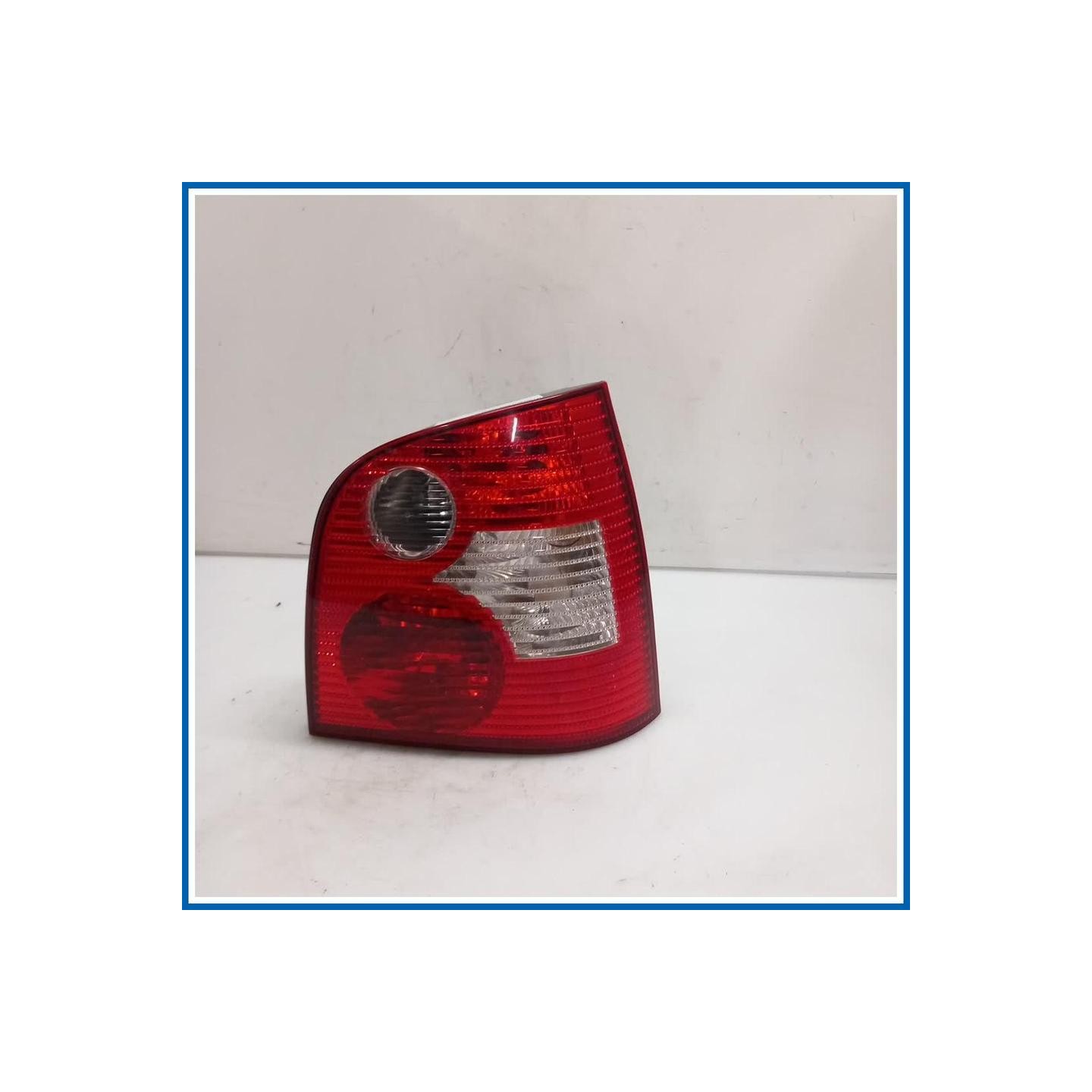 Fanale FANALINO POST.DX POLO 02-05 
dx. 
post. VOLKSWAGEN Polo IV