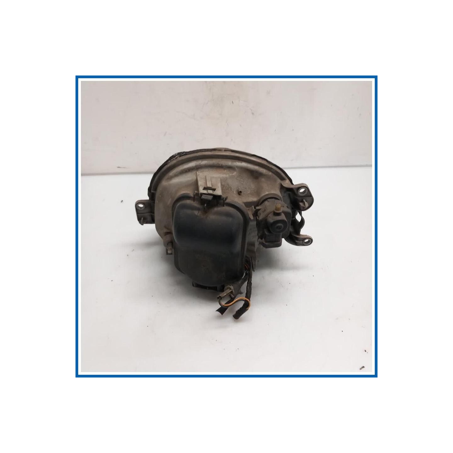 Proiettore FENDI NEBBIA 
dx. 
ant. RENAULT Twingo I