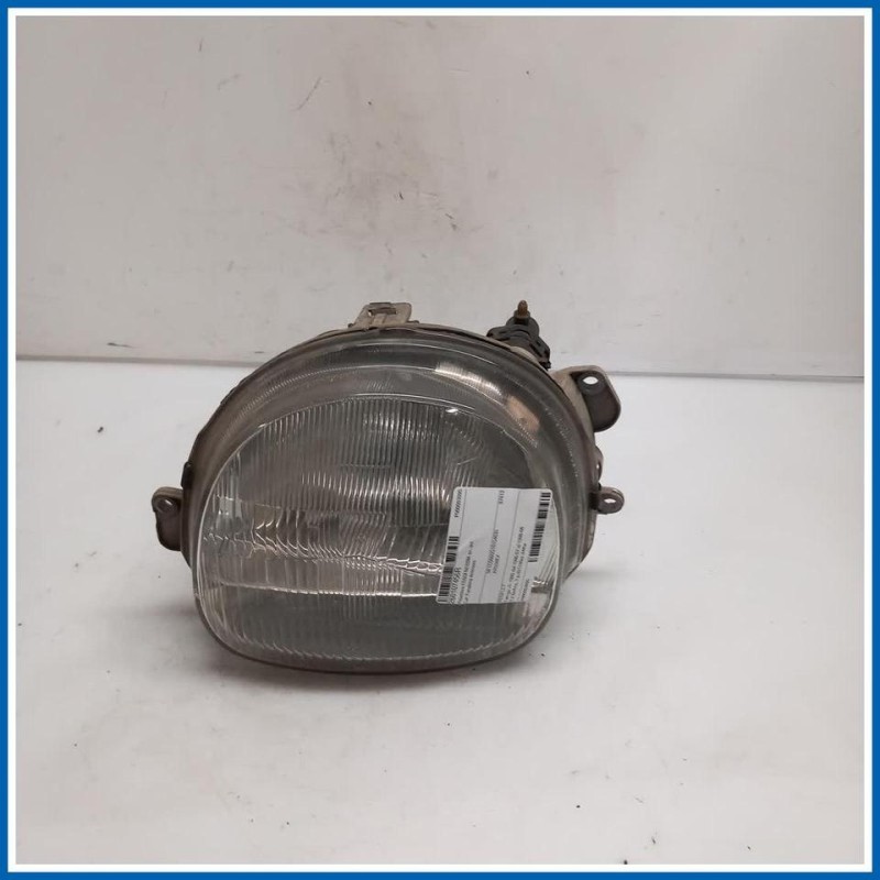 Proiettore FENDI NEBBIA 
sx. 
ant. RENAULT Twingo I